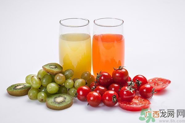 蔬菜汁可以使皮肤变白吗？蔬菜汁加热能当护肤水用吗？