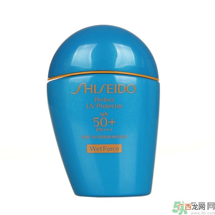 资生堂新艳阳夏臻效水动力防护乳适合什么年龄？