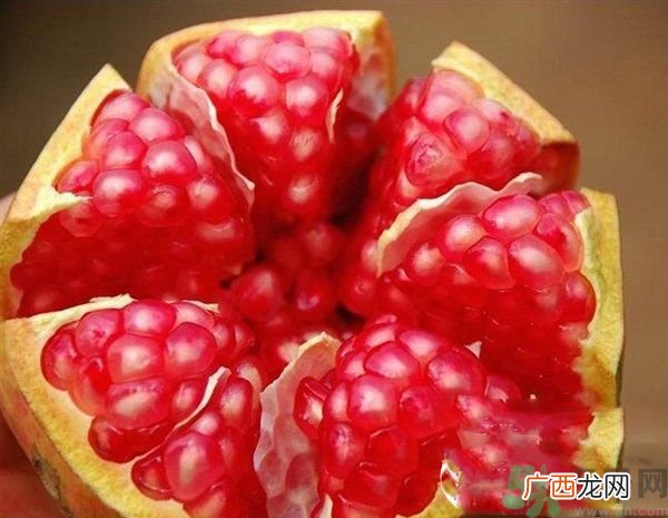 吃新鲜水果能抗皱吗？防皱纹要吃什么？