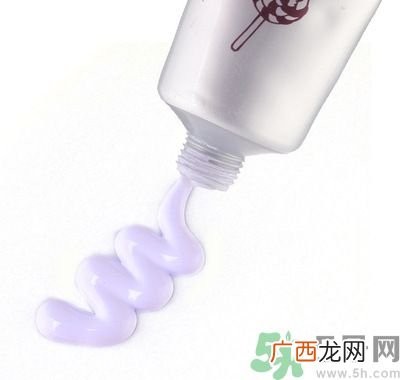 防晒霜和隔离有什么区别吗？涂防晒霜对皮肤好吗？