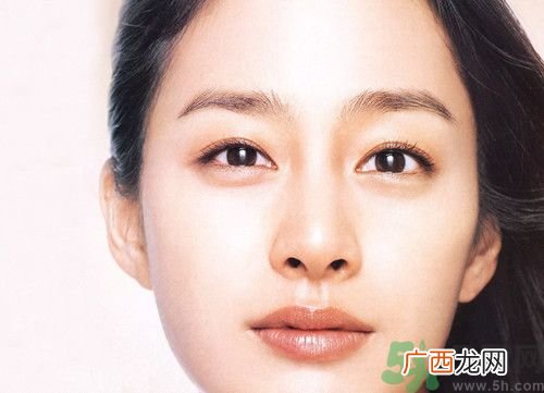 冬天痘痘越来越多是怎么回事？冬天痘痘要怎么去除