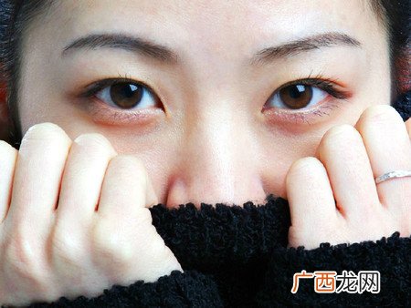 易黑皮肤的美白方式 防晒、美白双管齐下