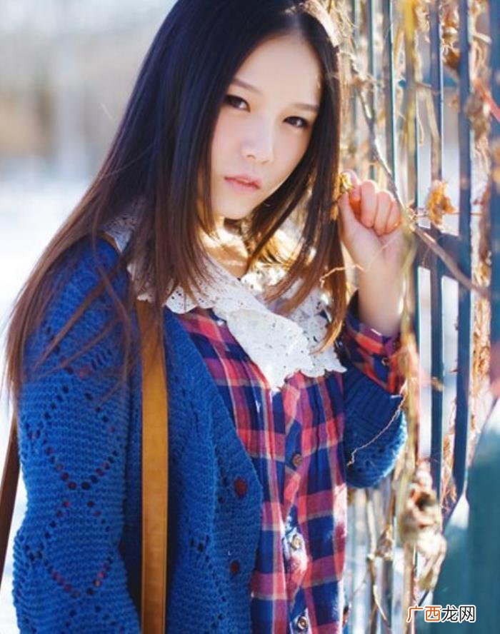 本兮的声音，却因声音和相貌都神似歌手本兮遭网友质疑