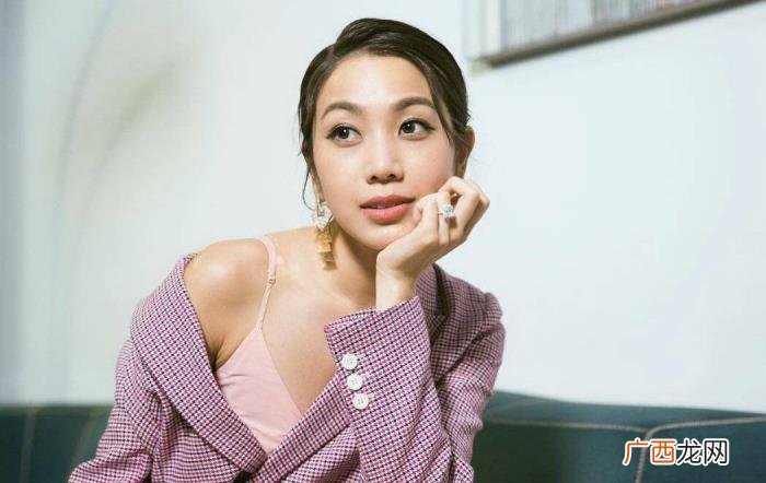 姜丽文男友，秦沛爱女姜丽文与未婚夫开启同居生活