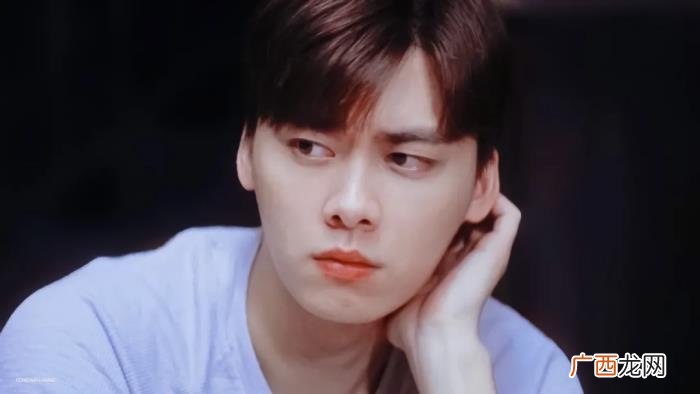 李易峰明星，李易峰的热心肠撕开了多少明星的遮羞布