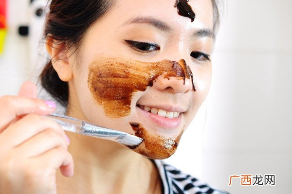 下巴长痘痘是什么原因怎么调理