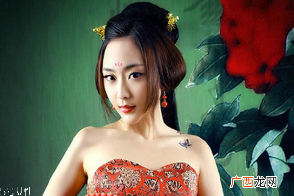 秋冬换季，你要注意的肌肤问题