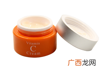 护肤品使用先后顺序和误区