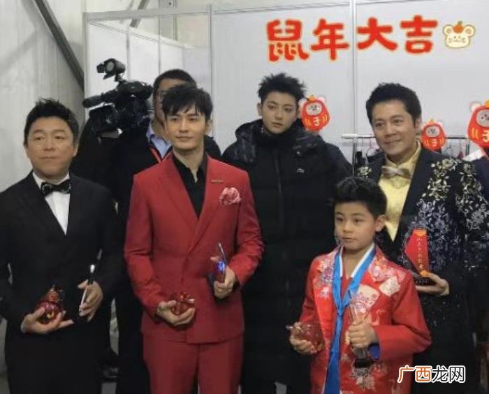 黄晓明发型，黄晓明换发型&amp;quot;去油&amp;quot;成功