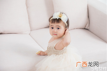 怀孕掐中指看男女的方法 2020年哪个月份生女儿多