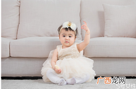 怀孕掐中指看男女的方法 2020年哪个月份生女儿多