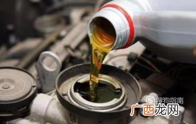 如何更换机油的具体操作步骤