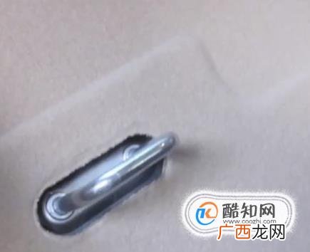 汽车后排座椅怎么放倒