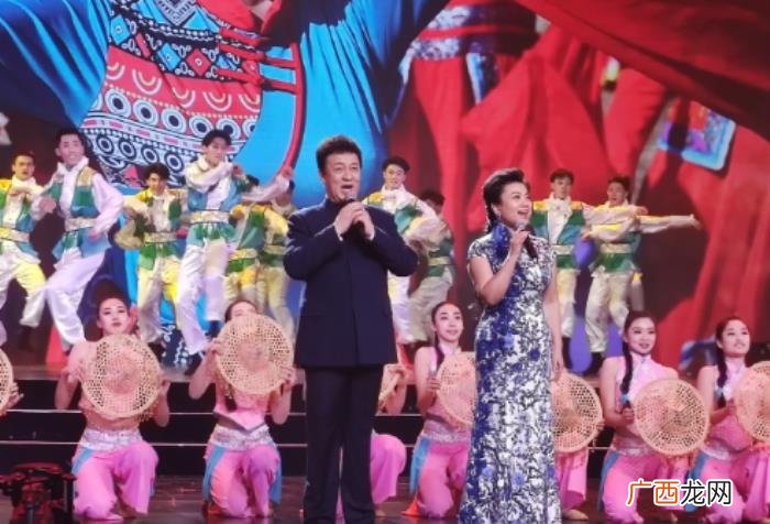 张也吕继宏，文联春晚录制现场以张也吕继宏着装撮合二人