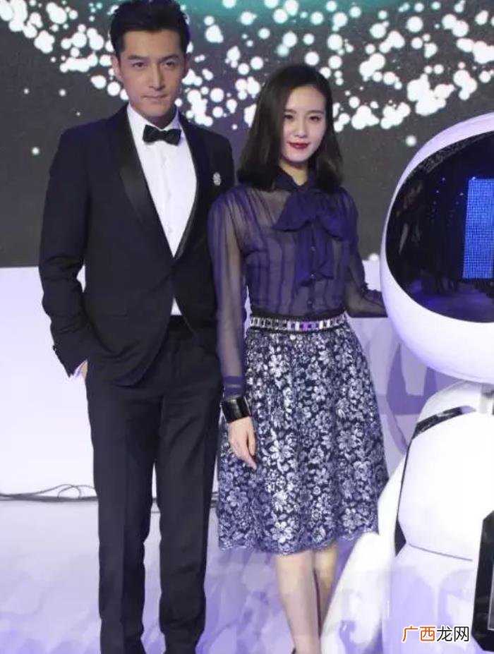 胡歌爱过谁，10张照片证明胡歌有没有爱过刘诗诗