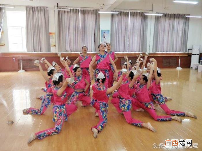 一等奖舞蹈，获临渭区第十三届校园艺术节舞蹈大赛一等奖