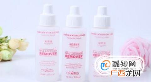 汽车上的粘胶怎样去除?