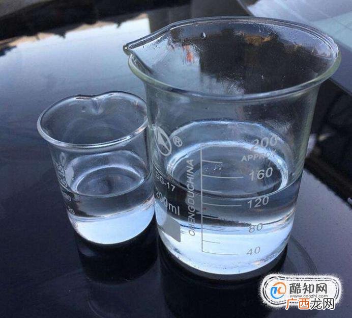 汽车上的粘胶怎样去除?