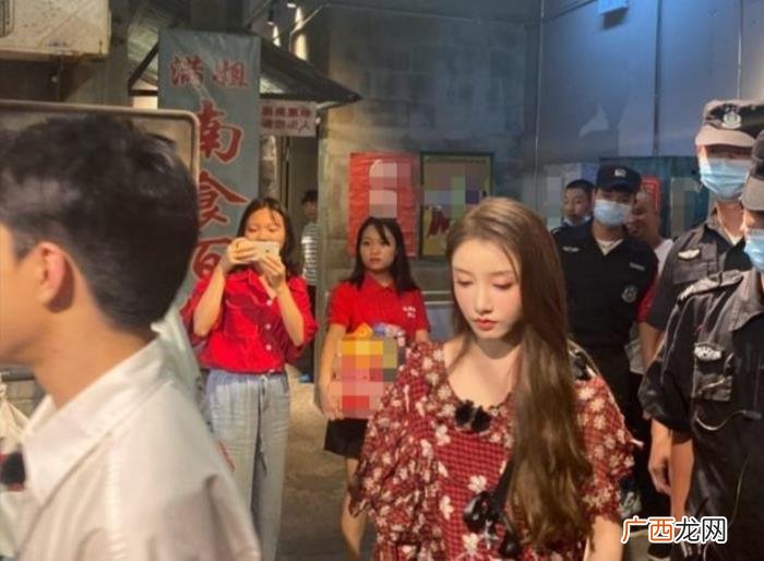 姜贞羽颜值，创造营靠颜值占据热搜第一的姜贞羽