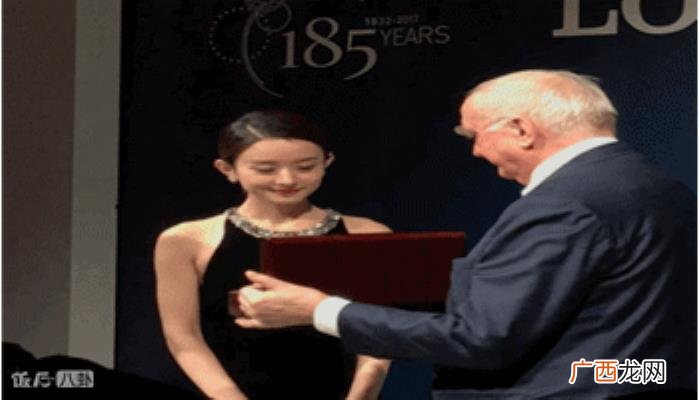 杨颖赵丽颖,赵丽颖和Angelababy的火药味越来越浓了