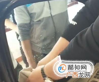 怎样自己在家贴汽车贴膜