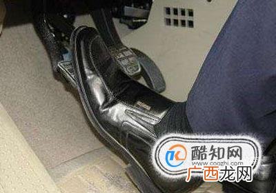科目二倒车入库怎样操作