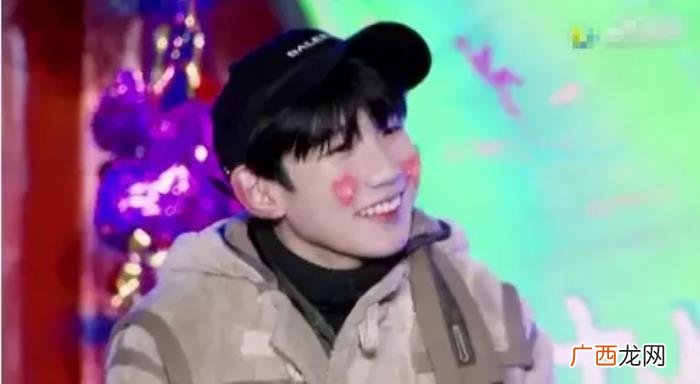 王源喜欢谁，Tfboys王源首次公布喜欢的女孩类型