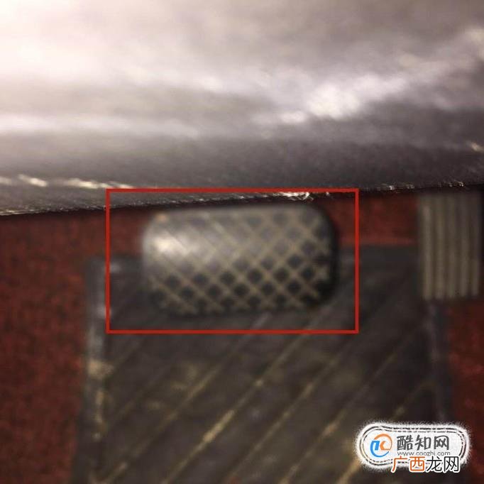 自动挡汽车怎么起步