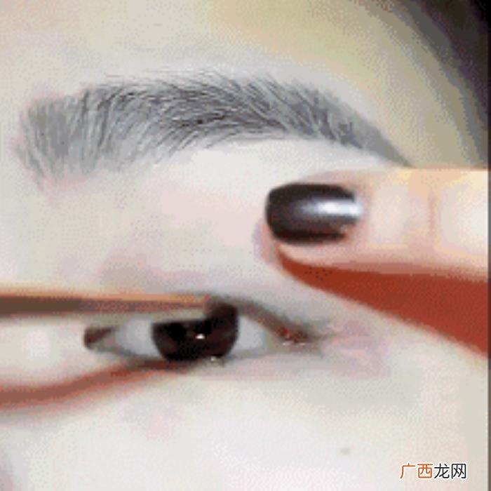 刘诗诗妆容，刘诗诗产后变更美的秘诀是这个妆容
