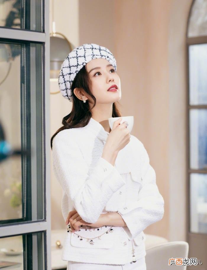 刘诗诗妆容，刘诗诗产后变更美的秘诀是这个妆容
