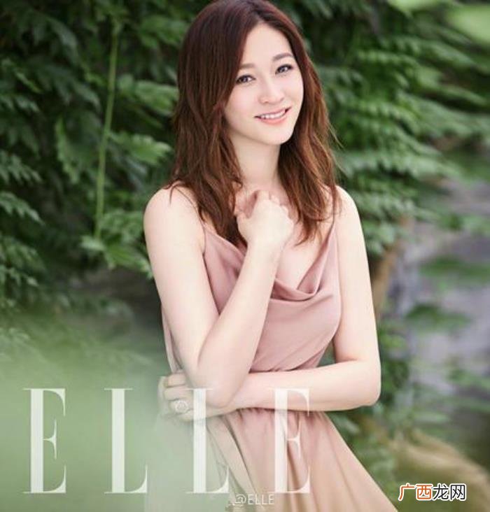 李小冉近照，曾被孙红雷嫌弃的李小冉近照白到发光
