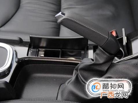 手刹的正确使用方法