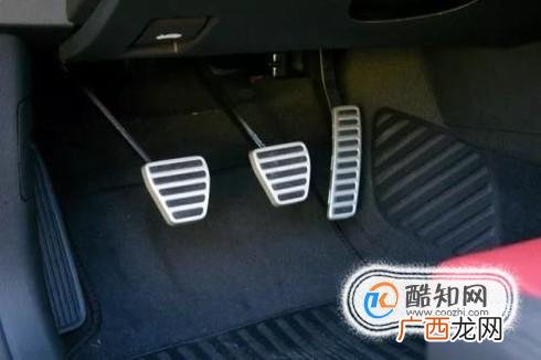 如何避免油门当刹车 怎样避免油门当刹车