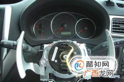 汽车换挡拨片的功能、使用方法和技巧、注意事项