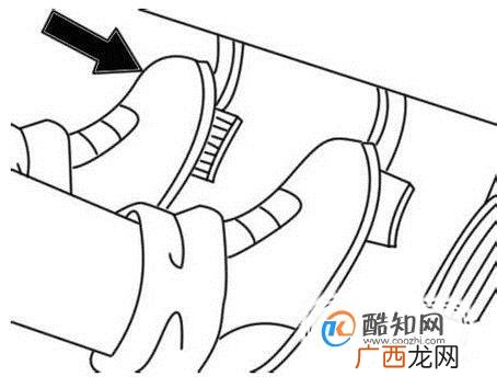 踩离合器怎么防止腿抖
