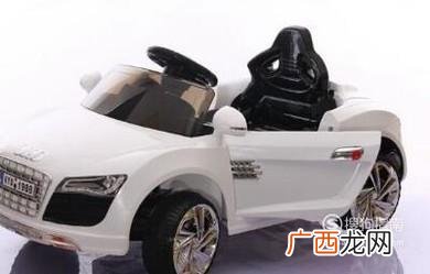如何辨别汽车模型与玩具汽车
