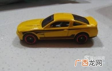 如何辨别汽车模型与玩具汽车
