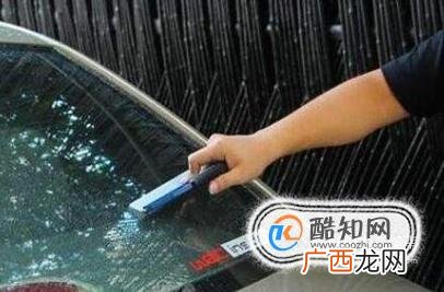 洗车的基本步骤有哪些？
