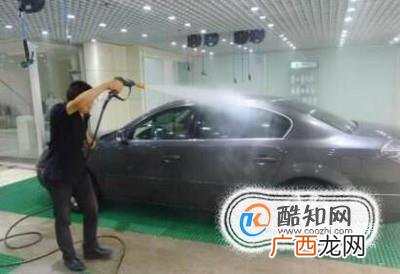 洗车的基本步骤有哪些？