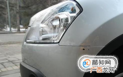 汽车刮蹭漆报保险省钱吗？