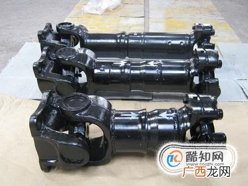 哪些原因会导致汽车传动轴异响？