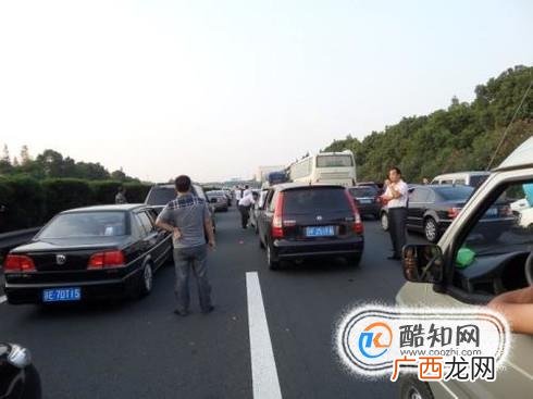 如何正确走潮汐车道？