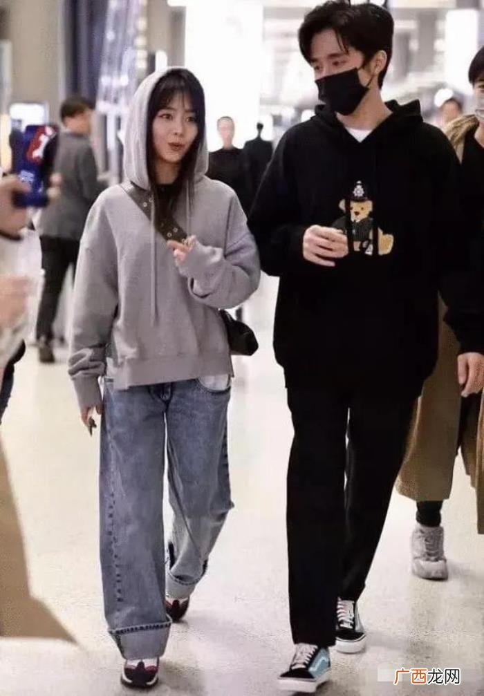 张新成合照，张新成和好友宋威龙李兰迪谭松韵的亲密合照