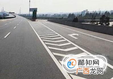 开车哪些线不能压