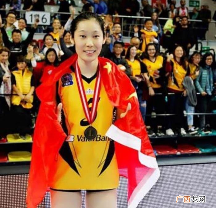 孙俪何超莲，朱婷亮相时装周气质不输孙俪何超莲陈法蓉