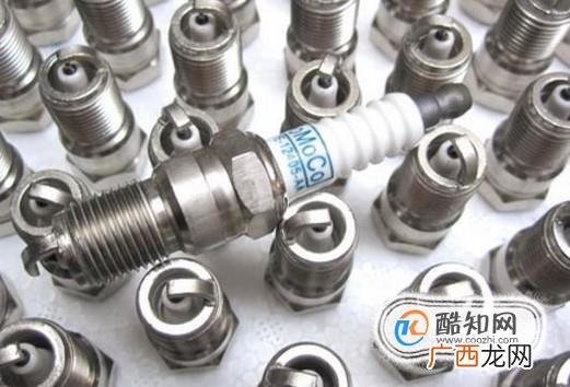 汽车换火花塞要注意什么？