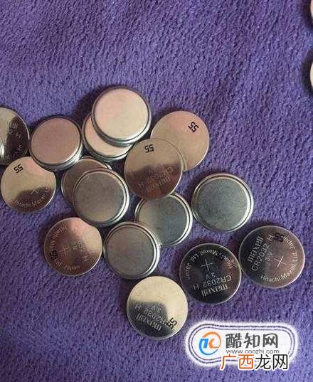 怎么换汽车遥控钥匙电池?汽车钥匙拆解方法教程