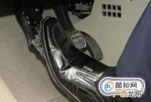 手动挡汽车驾驶有什么实用技巧？