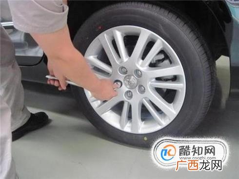 如何更换汽车轮胎？轮胎更换方法