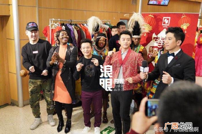 陈晓佟丽娅，陈晓佟丽娅郑恺周杰伦在后台状态大好